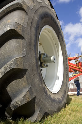 Augmenter la capacité de charge avec vos pneus de tracteur
