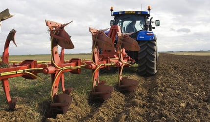 Quel est l'impact de la largeur de section de vos pneus agricoles